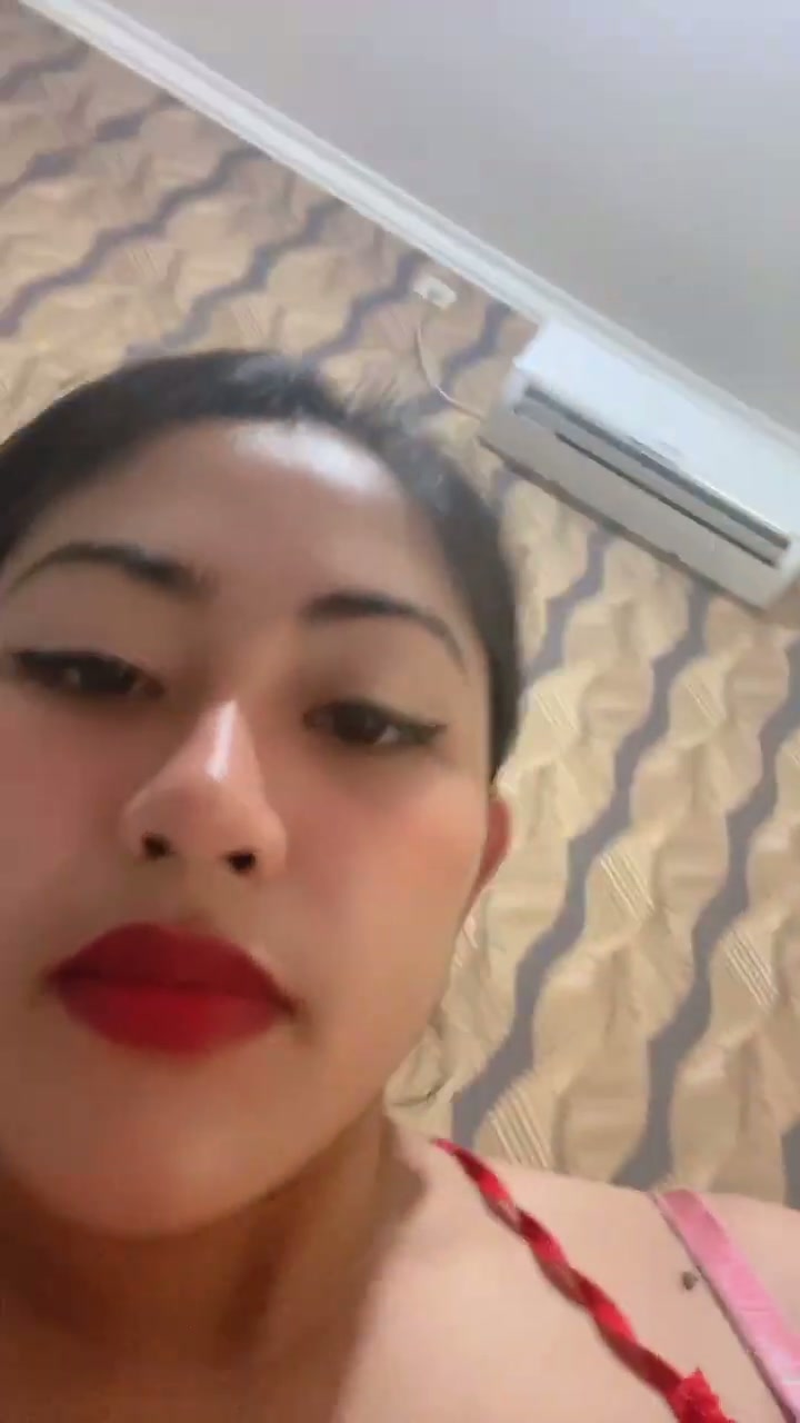 ×͜VID× 20241118 898556 – Novita Sari Berdaster Merah