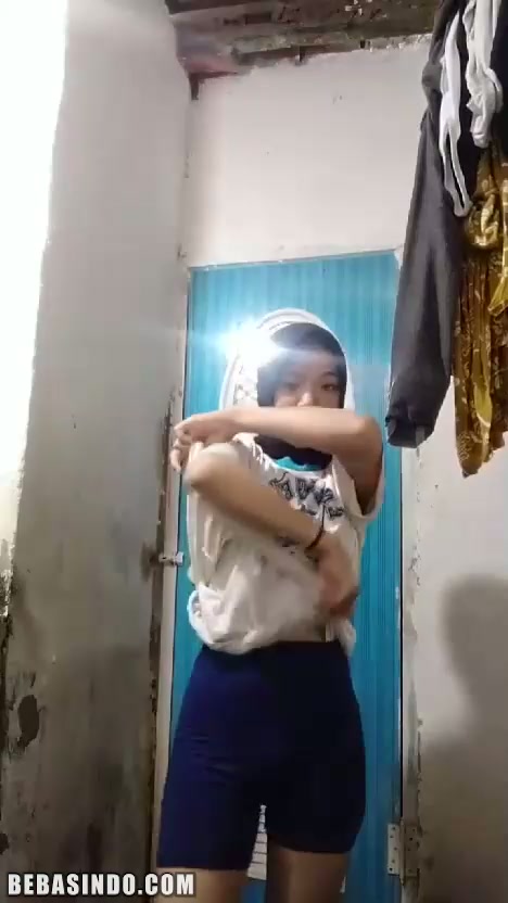 3887-Bokep-Indo-Ukhti-Sma-Belajar-Colmek-Pake-Timun