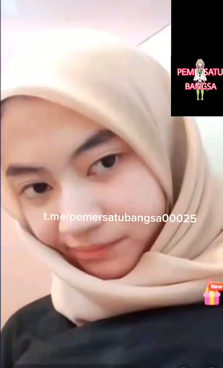 abg jilbab vcs sange pamer tetek di toilet – DoodStream
