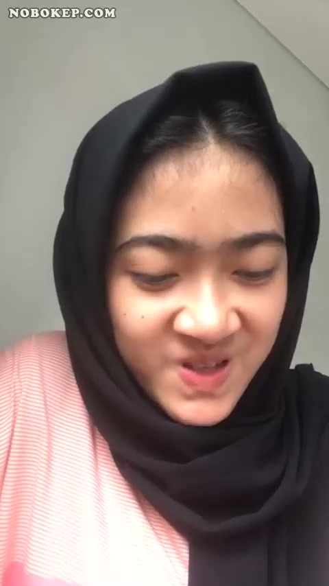 Bokep Indo Hijab Syakirah Tanpa Bra Live Show