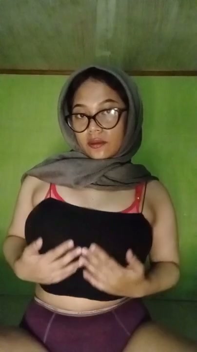 hijab rare – DoodStream.mp4
