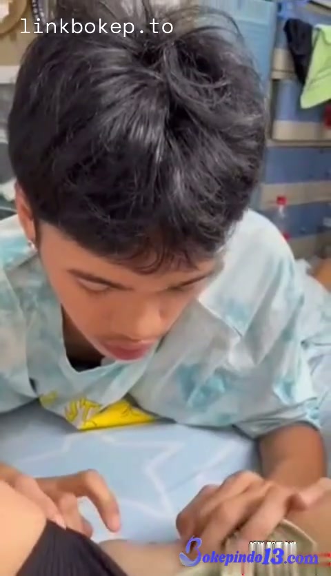 Kakak_dan_adek_ngewek_hari_ini.mp4 – PoopHD.mp4