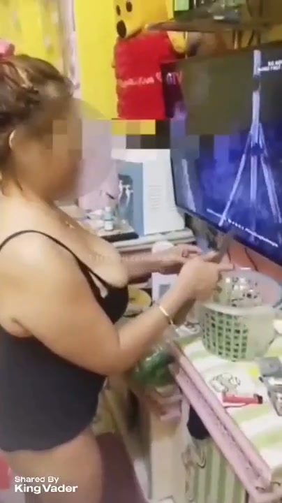 Bokep Indo – Jailin Tante Penjaga Warung Dapet Entot – CHANNEL