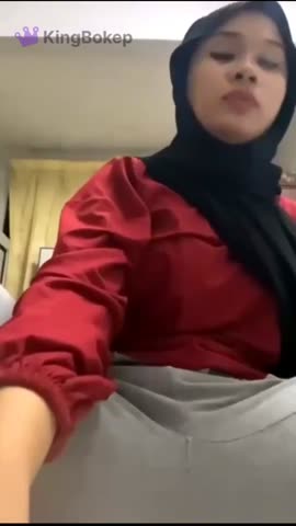 Jilbabpan Cakep pakai Baju Merah Merona.mp4