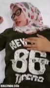Bokep Indo Ngentot ABG Hijab Crot di Muka